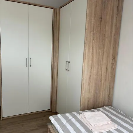 Apartment Business 134 - Monteur- & Mit 8 Einzelbetten Balje